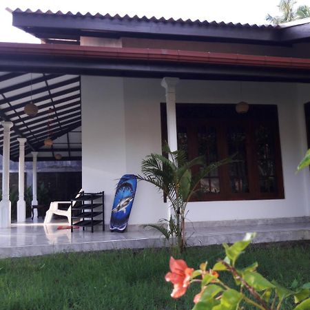 Mango Villa ヒッカドゥワ エクステリア 写真