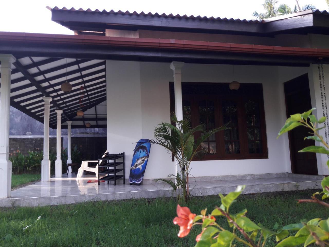 Mango Villa ヒッカドゥワ エクステリア 写真