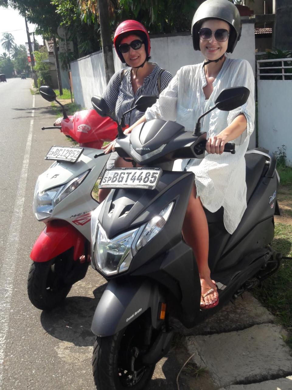 Mango Villa ヒッカドゥワ エクステリア 写真