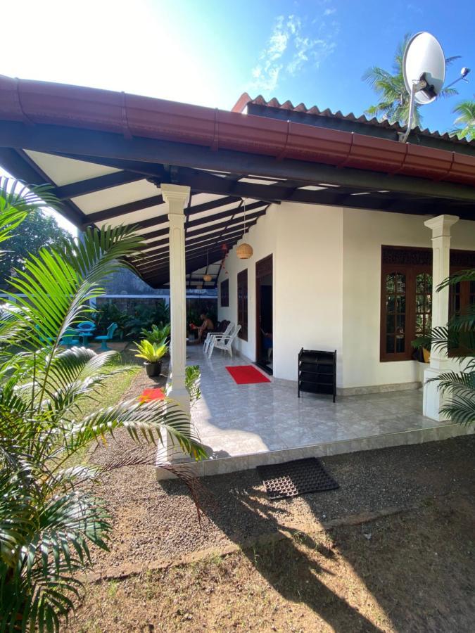 Mango Villa ヒッカドゥワ エクステリア 写真